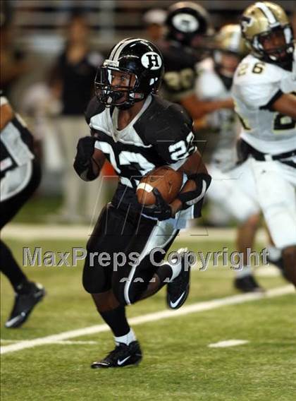 Thumbnail 2 in Foster vs. Hanks (Dave Campbell's Texas Football Classic) photogallery.