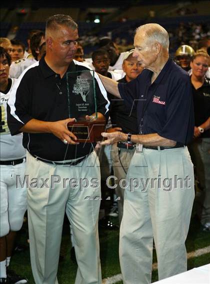 Thumbnail 1 in Foster vs. Hanks (Dave Campbell's Texas Football Classic) photogallery.