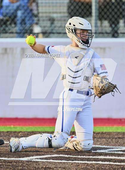 Thumbnail 2 in Galena Park vs. Friendswood (UIL Softball 5A Region 3 Area) photogallery.