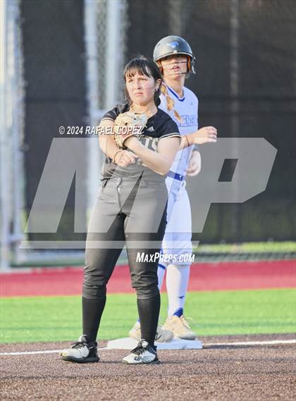 Thumbnail 2 in Galena Park vs. Friendswood (UIL Softball 5A Region 3 Area) photogallery.