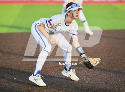 Thumbnail 1 in Galena Park vs. Friendswood (UIL Softball 5A Region 3 Area) photogallery.