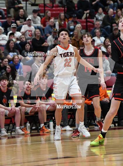 Thumbnail 3 in Aspen vs. Sterling (CHSAA 3A Final 4) photogallery.