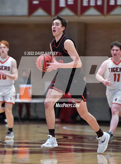 Thumbnail 1 in Aspen vs. Sterling (CHSAA 3A Final 4) photogallery.