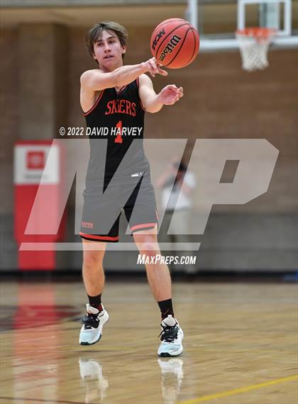 Thumbnail 2 in Aspen vs. Sterling (CHSAA 3A Final 4) photogallery.