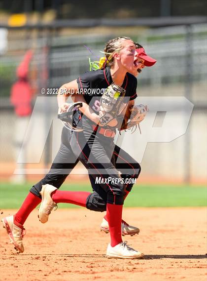 Thumbnail 2 in South Stanly vs. Bear Grass Charter (NCHSAA 1A Final Game 2) photogallery.