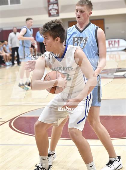 Thumbnail 3 in Liberty vs. Rancho Mirage (Rancho Mirage Holiday Invitational) photogallery.