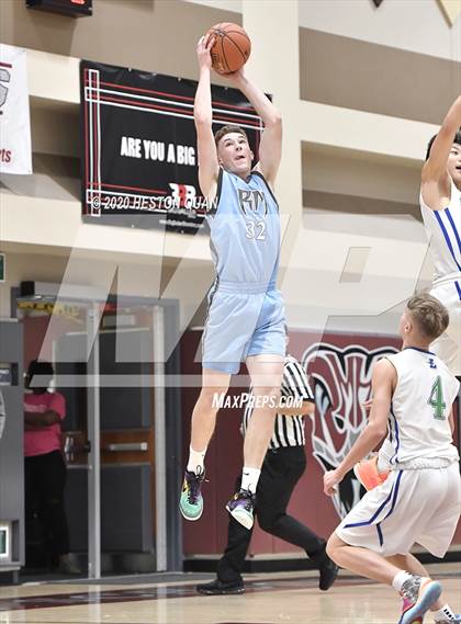 Thumbnail 3 in Liberty vs. Rancho Mirage (Rancho Mirage Holiday Invitational) photogallery.