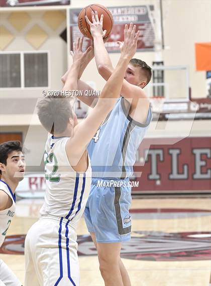 Thumbnail 2 in Liberty vs. Rancho Mirage (Rancho Mirage Holiday Invitational) photogallery.