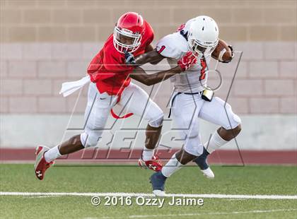 Thumbnail 1 in Taft [William H.] vs  Roosevelt [Theodore] (Scrimmage) photogallery.
