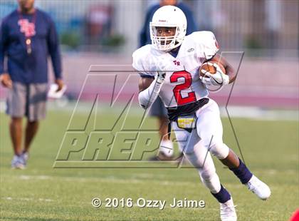 Thumbnail 3 in Taft [William H.] vs  Roosevelt [Theodore] (Scrimmage) photogallery.