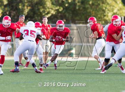 Thumbnail 1 in Taft [William H.] vs  Roosevelt [Theodore] (Scrimmage) photogallery.
