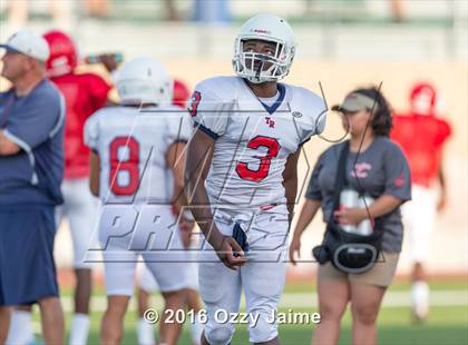Thumbnail 3 in Taft [William H.] vs  Roosevelt [Theodore] (Scrimmage) photogallery.