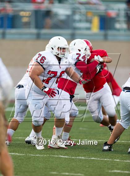 Thumbnail 1 in Taft [William H.] vs  Roosevelt [Theodore] (Scrimmage) photogallery.