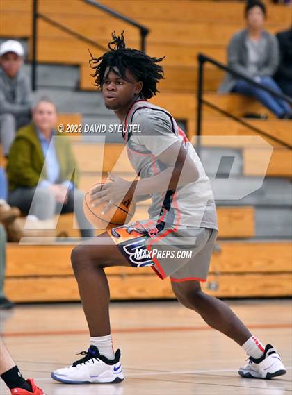 Thumbnail 3 in Pleasant Grove vs. McClatchy (Stan Harms Classic) photogallery.