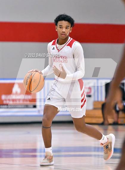 Thumbnail 2 in Pleasant Grove vs. McClatchy (Stan Harms Classic) photogallery.