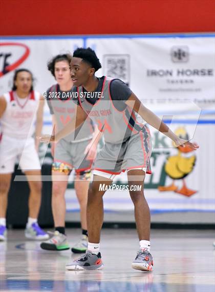 Thumbnail 2 in Pleasant Grove vs. McClatchy (Stan Harms Classic) photogallery.