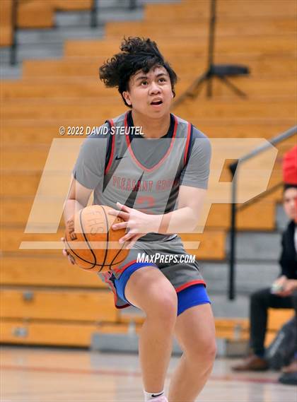 Thumbnail 3 in Pleasant Grove vs. McClatchy (Stan Harms Classic) photogallery.