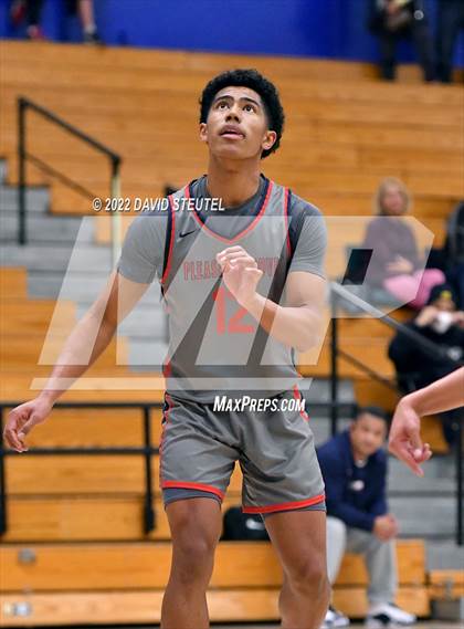 Thumbnail 1 in Pleasant Grove vs. McClatchy (Stan Harms Classic) photogallery.