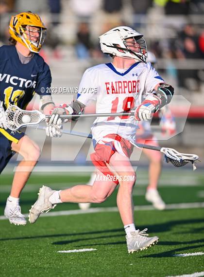 Thumbnail 2 in Victor @ Fairport photogallery.