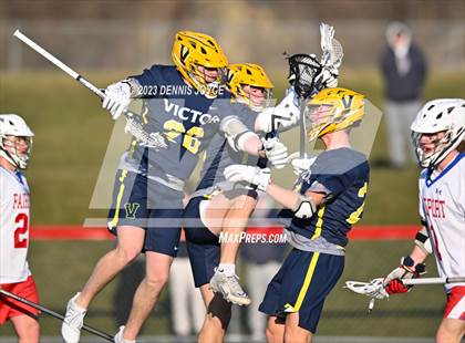 Thumbnail 3 in Victor @ Fairport photogallery.