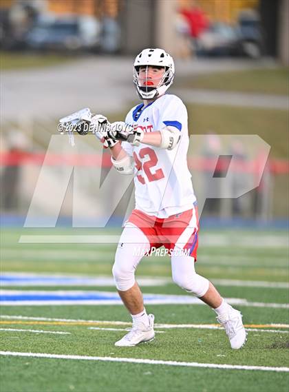 Thumbnail 3 in Victor @ Fairport photogallery.