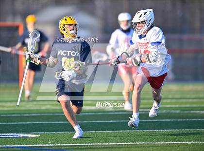 Thumbnail 3 in Victor @ Fairport photogallery.