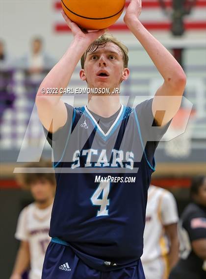 Thumbnail 1 in Siegel @ Smyrna photogallery.