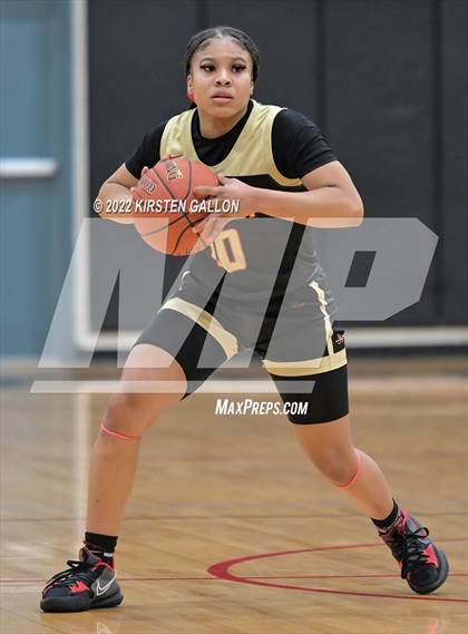 Thumbnail 2 in South Grand Prairie vs. Plano (UIL 6A Area Playoff) photogallery.