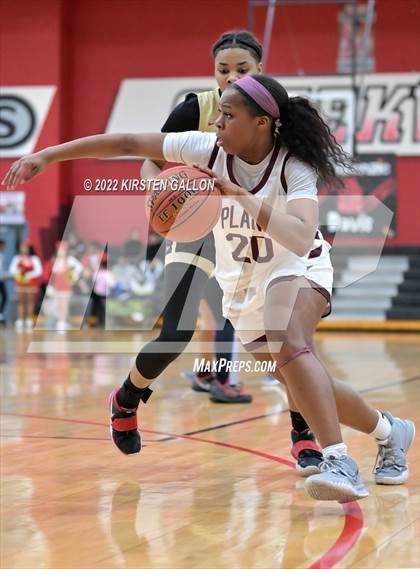 Thumbnail 1 in South Grand Prairie vs. Plano (UIL 6A Area Playoff) photogallery.