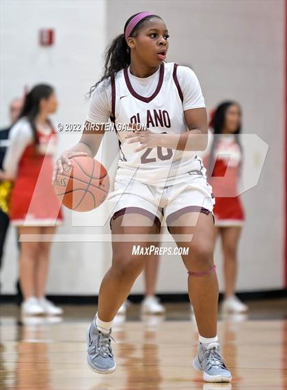Thumbnail 3 in South Grand Prairie vs. Plano (UIL 6A Area Playoff) photogallery.