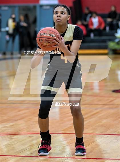 Thumbnail 2 in South Grand Prairie vs. Plano (UIL 6A Area Playoff) photogallery.