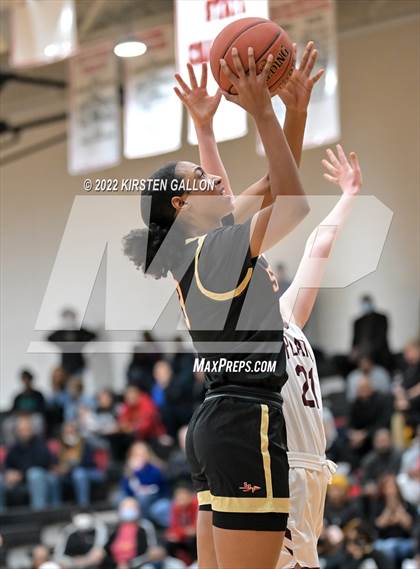 Thumbnail 3 in South Grand Prairie vs. Plano (UIL 6A Area Playoff) photogallery.