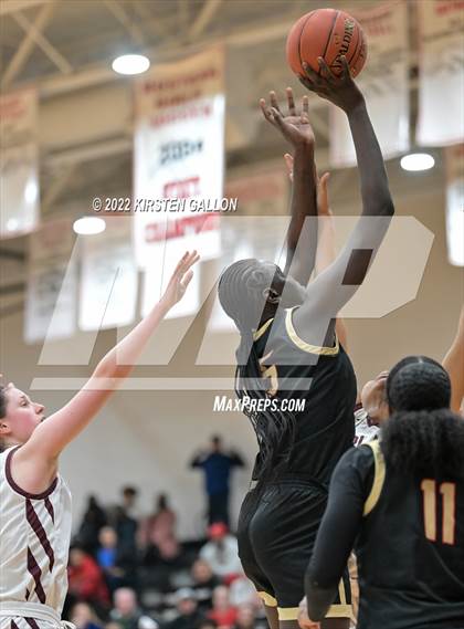 Thumbnail 3 in South Grand Prairie vs. Plano (UIL 6A Area Playoff) photogallery.