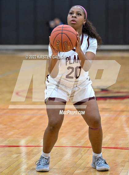 Thumbnail 3 in South Grand Prairie vs. Plano (UIL 6A Area Playoff) photogallery.