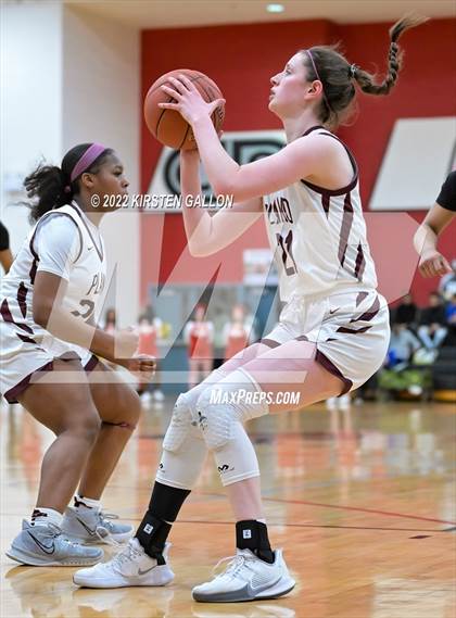 Thumbnail 3 in South Grand Prairie vs. Plano (UIL 6A Area Playoff) photogallery.
