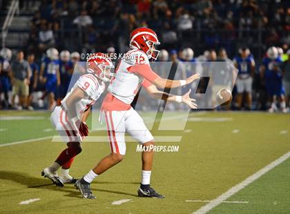 Thumbnail 3 in Mater Dei vs. Liberty (Polynesian Classic) photogallery.