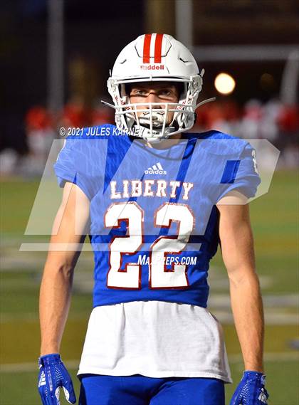 Thumbnail 2 in Mater Dei vs. Liberty (Polynesian Classic) photogallery.