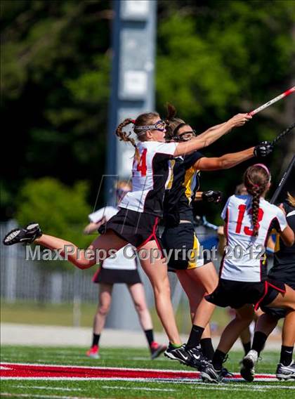 Thumbnail 2 in Rye vs Honeoye Falls-Lima (NYSPHSAA Class C Semifinal) photogallery.