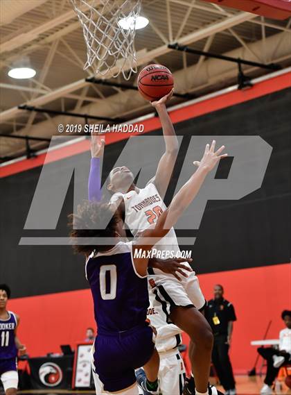 Thumbnail 3 in Booker vs. Booker T Washington (Sun Bash Tournament). photogallery.