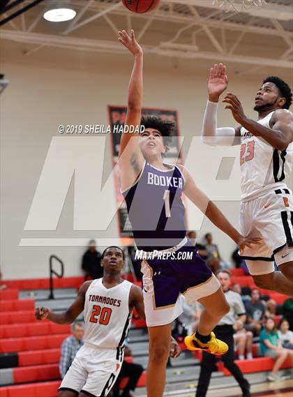Thumbnail 3 in Booker vs. Booker T Washington (Sun Bash Tournament). photogallery.
