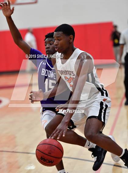 Thumbnail 3 in Booker vs. Booker T Washington (Sun Bash Tournament). photogallery.