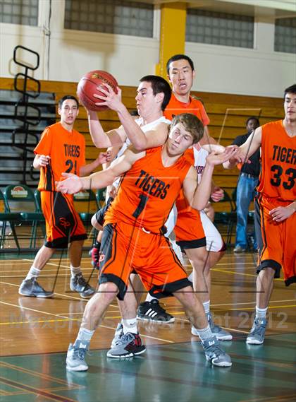 Thumbnail 1 in Carpinteria vs South Pasadena (Santa Barbara Holiday Classic) photogallery.