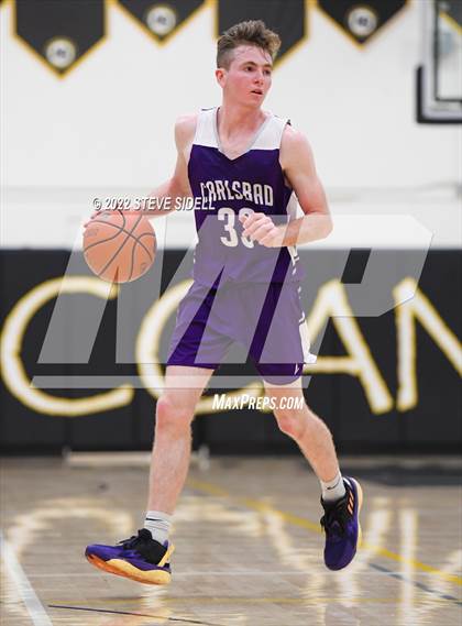 Thumbnail 3 in Carlsbad vs. Hoover photogallery.
