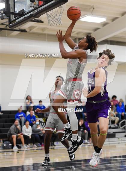Thumbnail 1 in Carlsbad vs. Hoover photogallery.