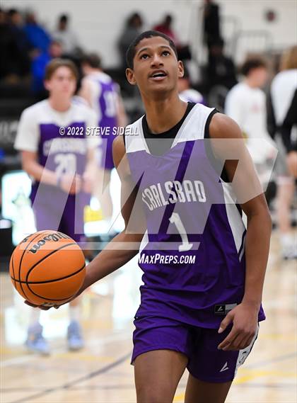 Thumbnail 3 in Carlsbad vs. Hoover photogallery.