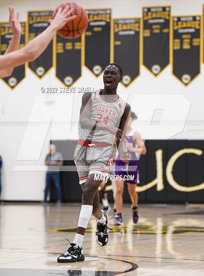Thumbnail 1 in Carlsbad vs. Hoover photogallery.