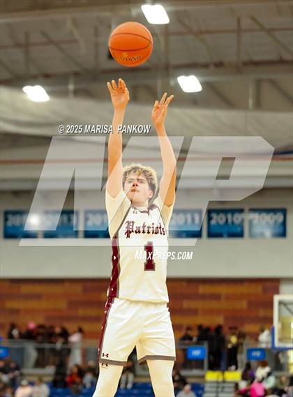 Thumbnail 1 in Sackets Harbor Central vs Madison Central (NYSPHSAA Section III Sectional FINALS Class D) photogallery.