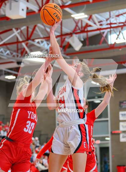 Thumbnail 1 in Yuma @ Eaton photogallery.