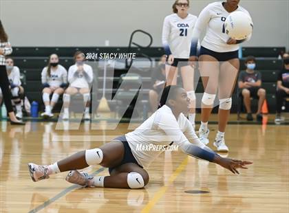 Thumbnail 2 in Out-of-Door Academy @ Shorecrest Prep photogallery.