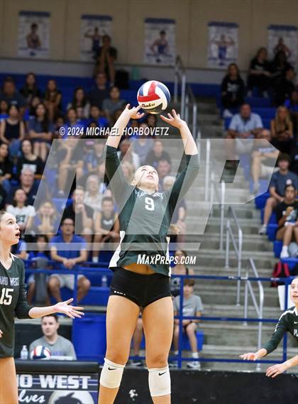 Thumbnail 3 in Lovejoy @ Plano West photogallery.